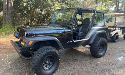 1995 Jeep Wrangler S