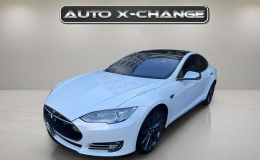 2015 Tesla Model S 85D