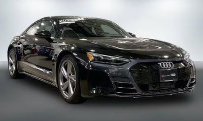 2023 Audi E-Tron GT Quattro Premium Plus