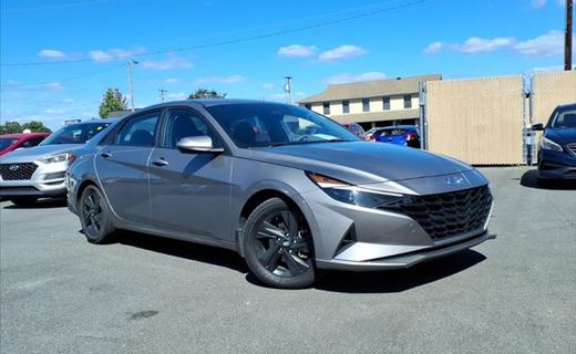 2023 Hyundai Elantra Blue