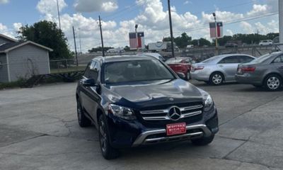 2019 Mercedes-Benz GLC-Class GLC300