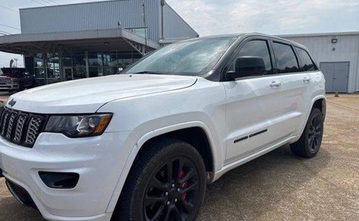 2019 Jeep Grand Cherokee Laredo