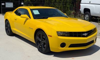 2013 Chevrolet Camaro 2LS