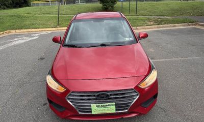 2018 Hyundai Accent SE AND SEL