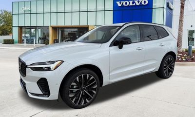 2026 Volvo XC60 Ultra Dark