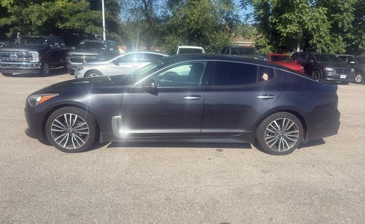2019 Kia Stinger Base