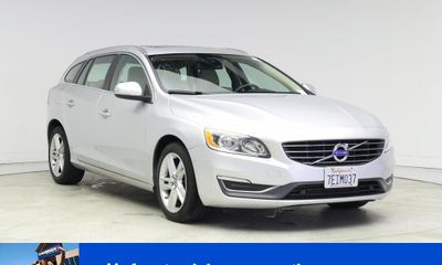 2015 Volvo V60 Premier NON R