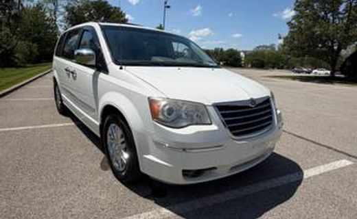 2008 Chrysler Town AND Country Limited