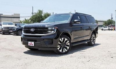 2027 Ford Expedition MAX Platinum