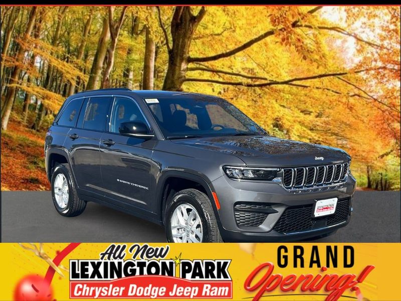 2025 Jeep Grand Cherokee — a typically priced live listing
