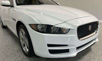 2017 Jaguar XE