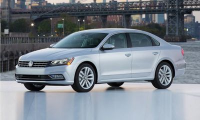 2016 Volkswagen Passat 1 8T SE