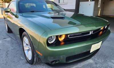 2023 Dodge Challenger SXT