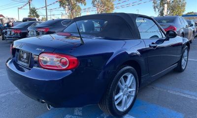 2011 Mazda MX-5 Sport GX