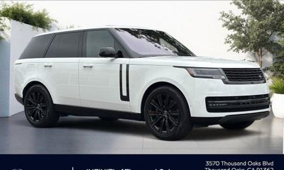2023 Land Rover Range SE