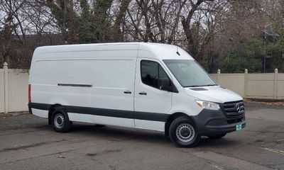 2023 Mercedes-Benz Sprinter 907 VS30