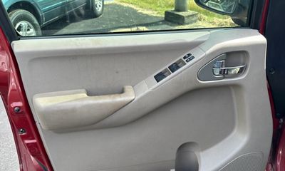 2008 Nissan Frontier LE