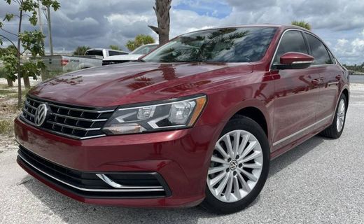 2017 Volkswagen Passat SE