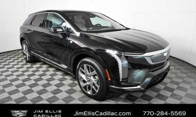 2025 Cadillac Optiq Luxury 1