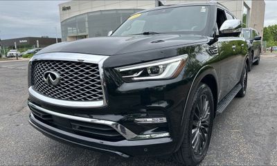 2023 Infiniti QX80 Premium
