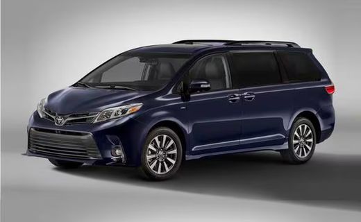2018 Toyota Sienna LE