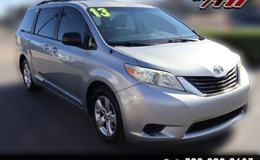 2013 Toyota Sienna LE