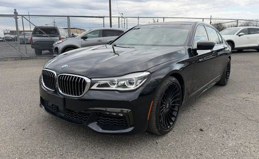 2019 BMW 750I B7
