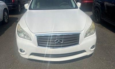 2011 Infiniti M37 Base