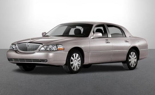 2008 Lincoln Town CAR Signature Limited