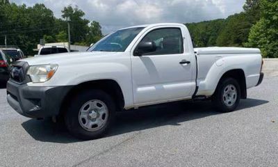 2014 Toyota Tacoma Base