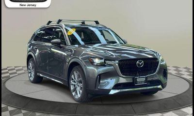 2024 Mazda CX-90 Premium Package