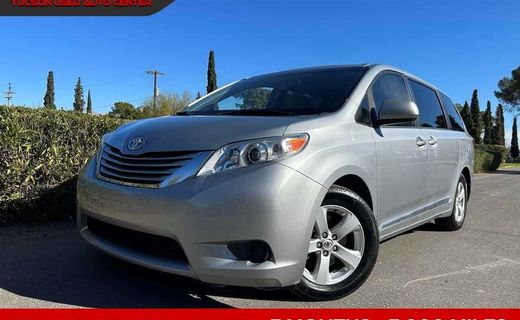 2015 Toyota Sienna LE
