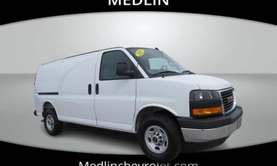 2025 GMC Savana 3500