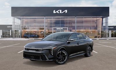 2025 Kia K4 GT Line