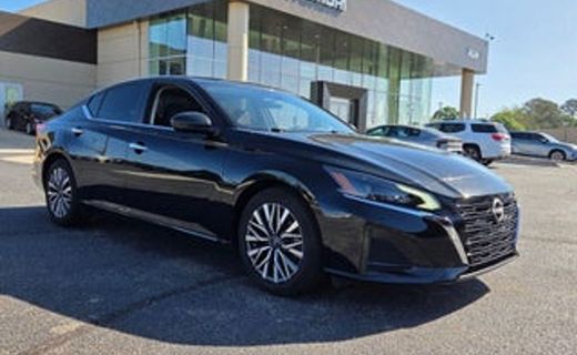 2026 Nissan Altima SR