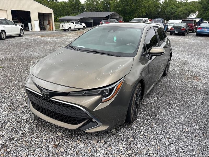 2019 Toyota Corolla — a typically priced live listing