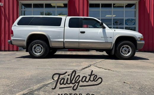 2000 Dodge Dakota Base