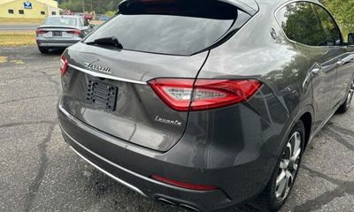 2017 Maserati Levante Luxury