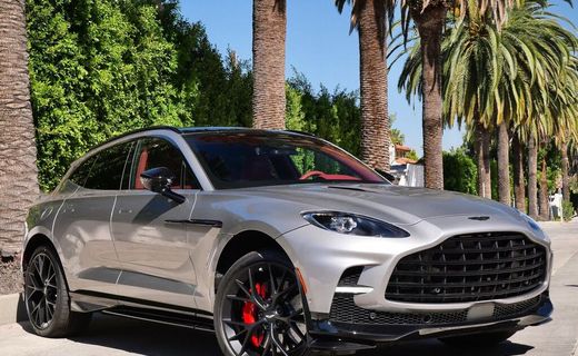 2026 Aston Martin DBX DBX707