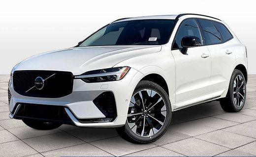 2026 Volvo XC60 Plus Dark