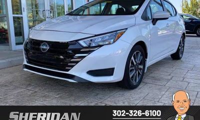2025 Nissan Versa SV