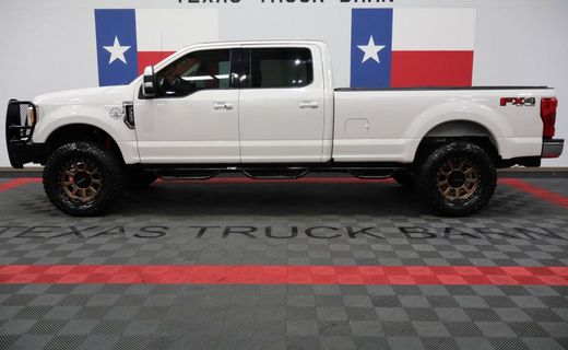 2017 Ford F-350 Lariat