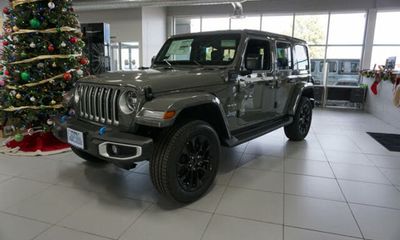 2023 Jeep Wrangler Sahara 4XE