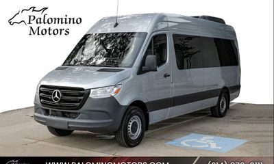 2025 Mercedes-Benz Sprinter 907 VS30 Passenger