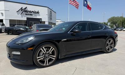 2011 Porsche Panamera S 4S