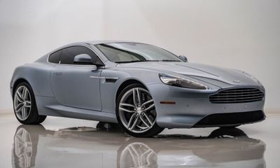 2016 Aston Martin DB9 GT