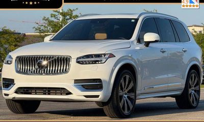 2021 Volvo XC90 Inscription