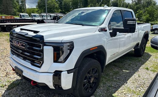 2025 GMC Sierra HD AT4