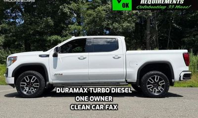 2020 GMC Sierra AT4