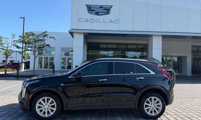 2023 Cadillac XT4 Luxury